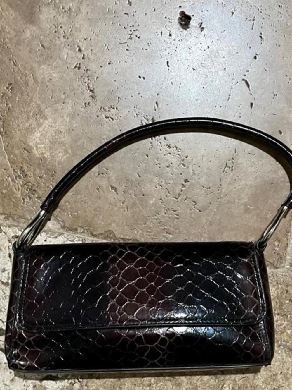 Y2K Dark Brown Croc Embossed Baguette Shoulder Bag - Picture 5 of 5